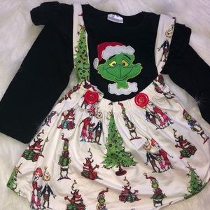 Grinch suspended set